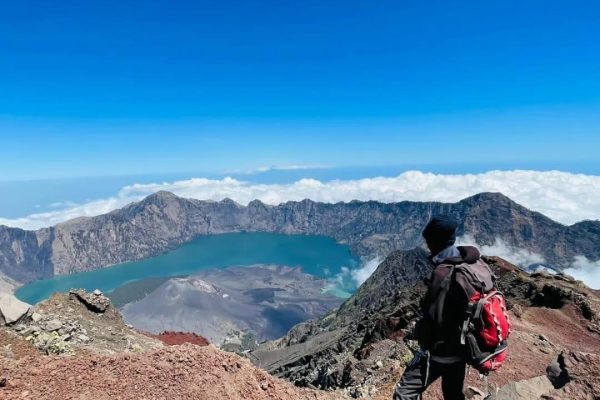 Rinjani Trekking Mountain Adventure